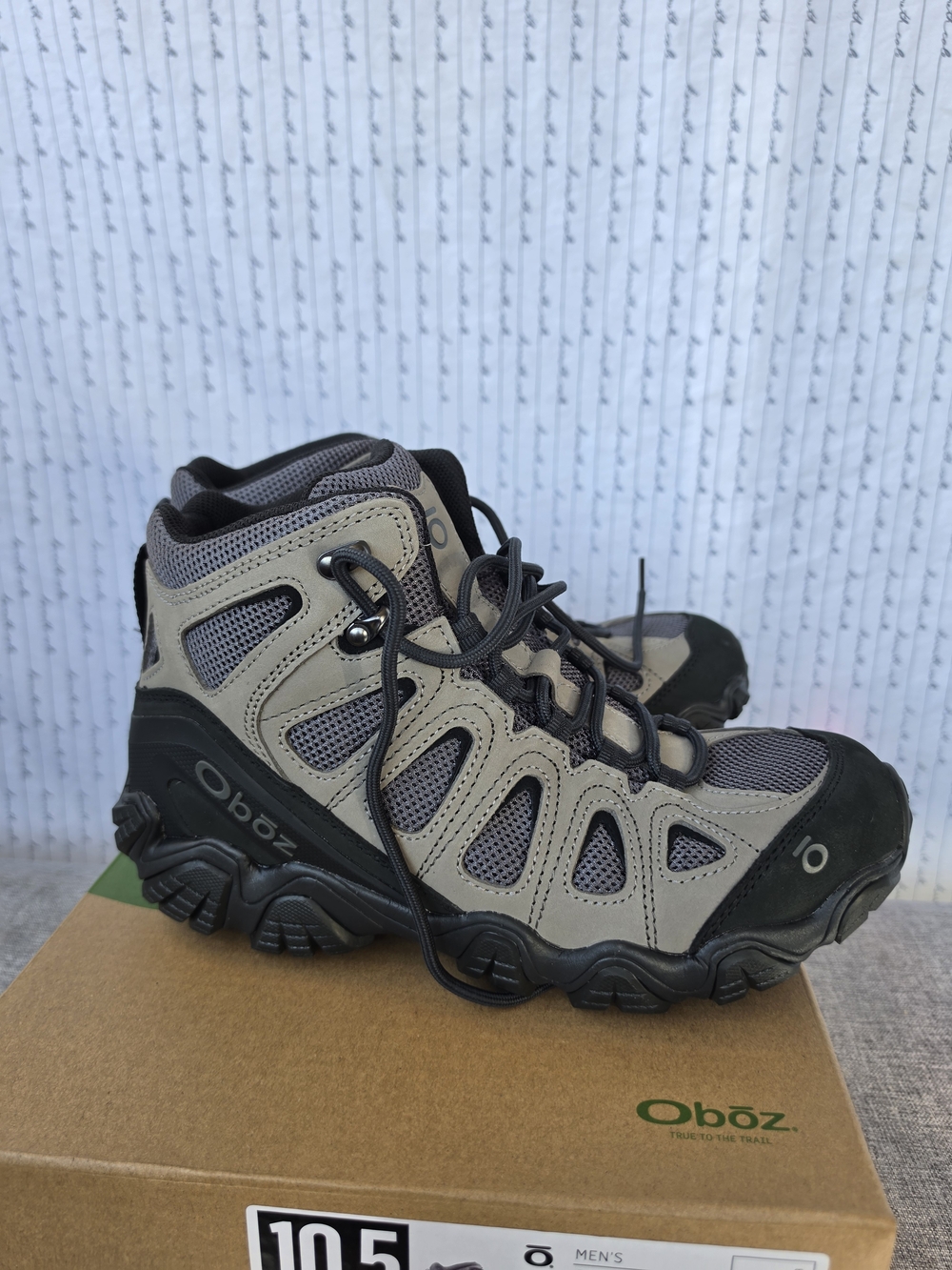 Oboz Men's Tan and Gray Boat-Style Outdoor Shoe